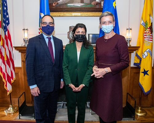 L-R: Assistant Attorney General Jonathan Kanter, FTC Chair Lina Khan, and Executive Vice-President of the European Commission Margrethe Vestager.